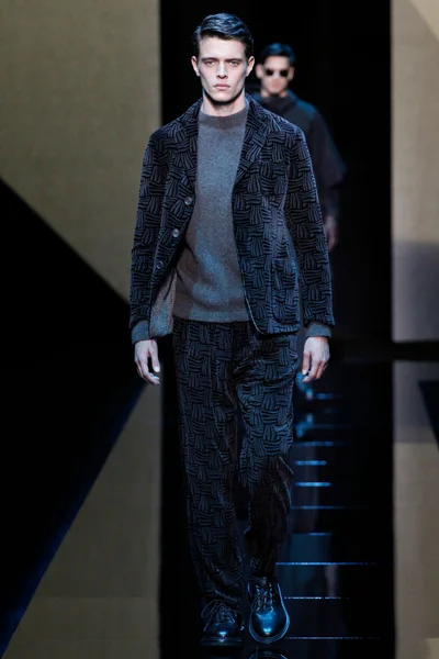 Look 66